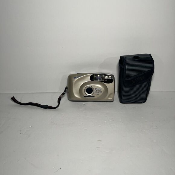 Sakar Deluxe Gold 35mm Focus Free MegaView Motorized Point & Shoot Film Camera - Picture 1 of 7